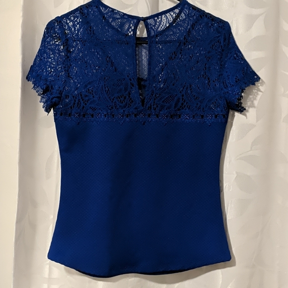 Blue capped sleeve shirt - Picture 3 of 6